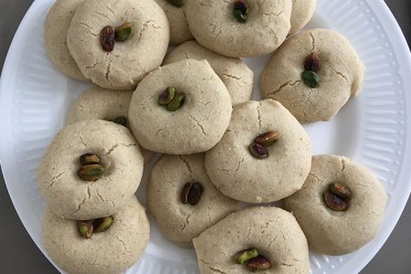 Kolche ab-e-dandaan, delicious Afghani vegan biscuits